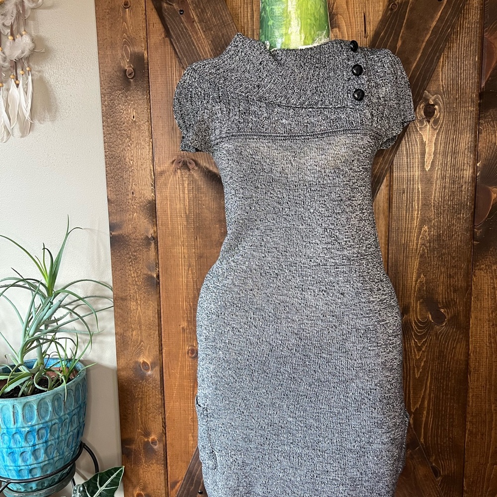 Short Sleeve Sweater Dress